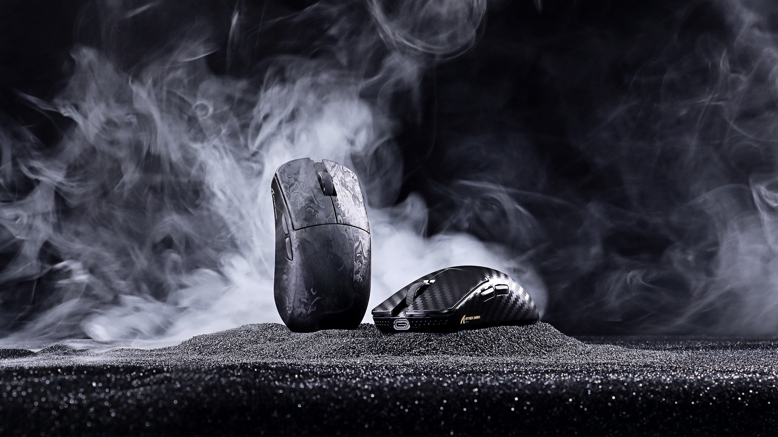 <split-lines >MOUSE GAMER R11 ULTRA FIBRA DE CARBONO</split-lines>